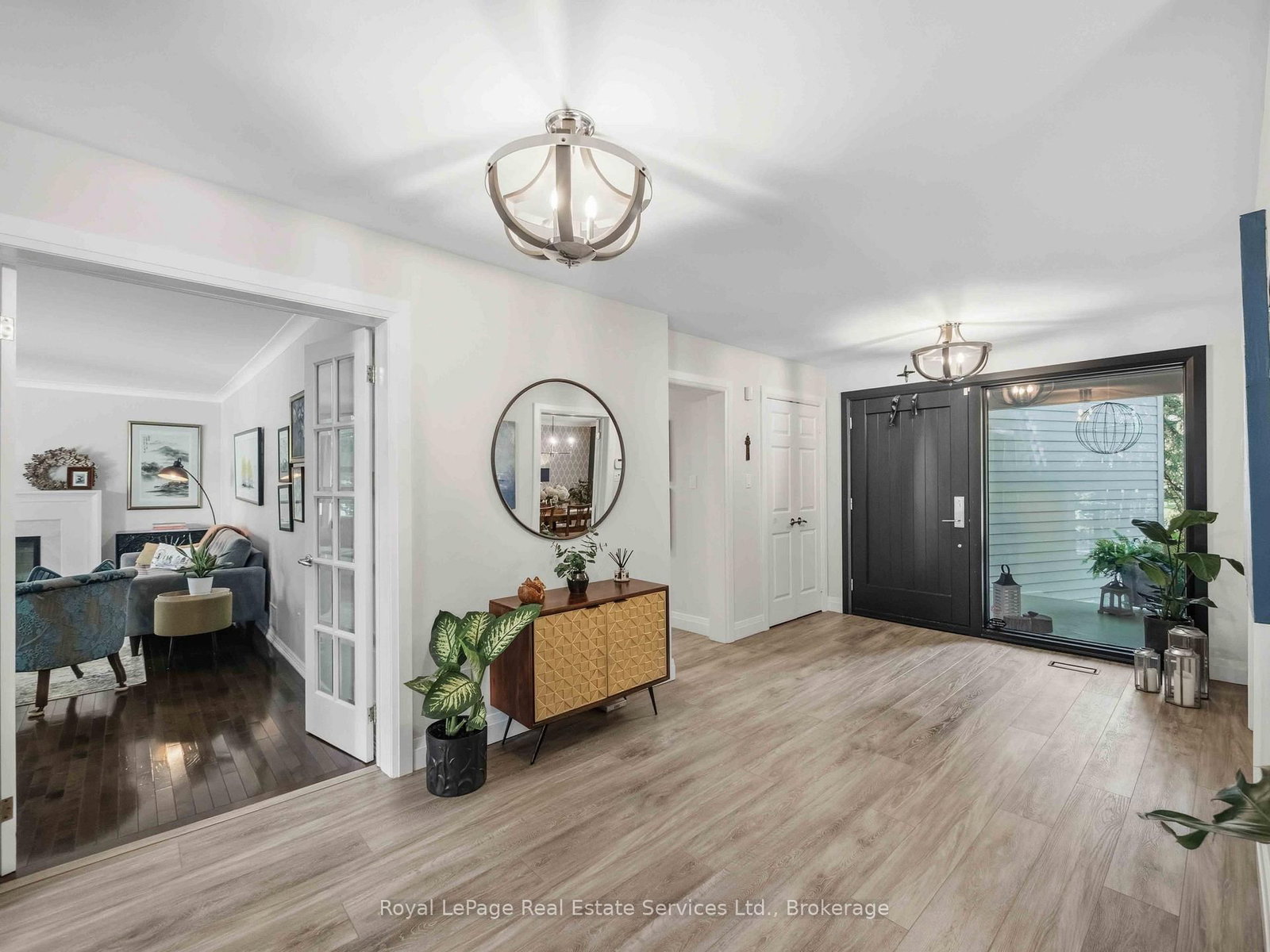 1179 Carey Road • Oakville, ON photo 8