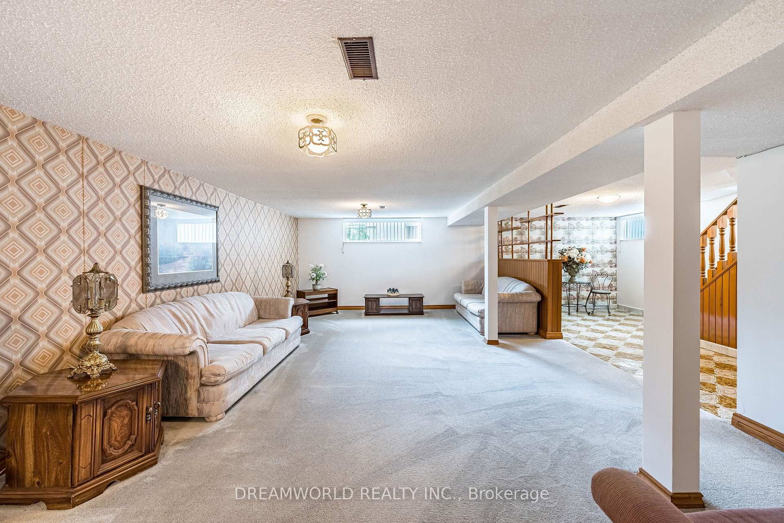 53 Compton Crescent • Toronto, ON photo 28