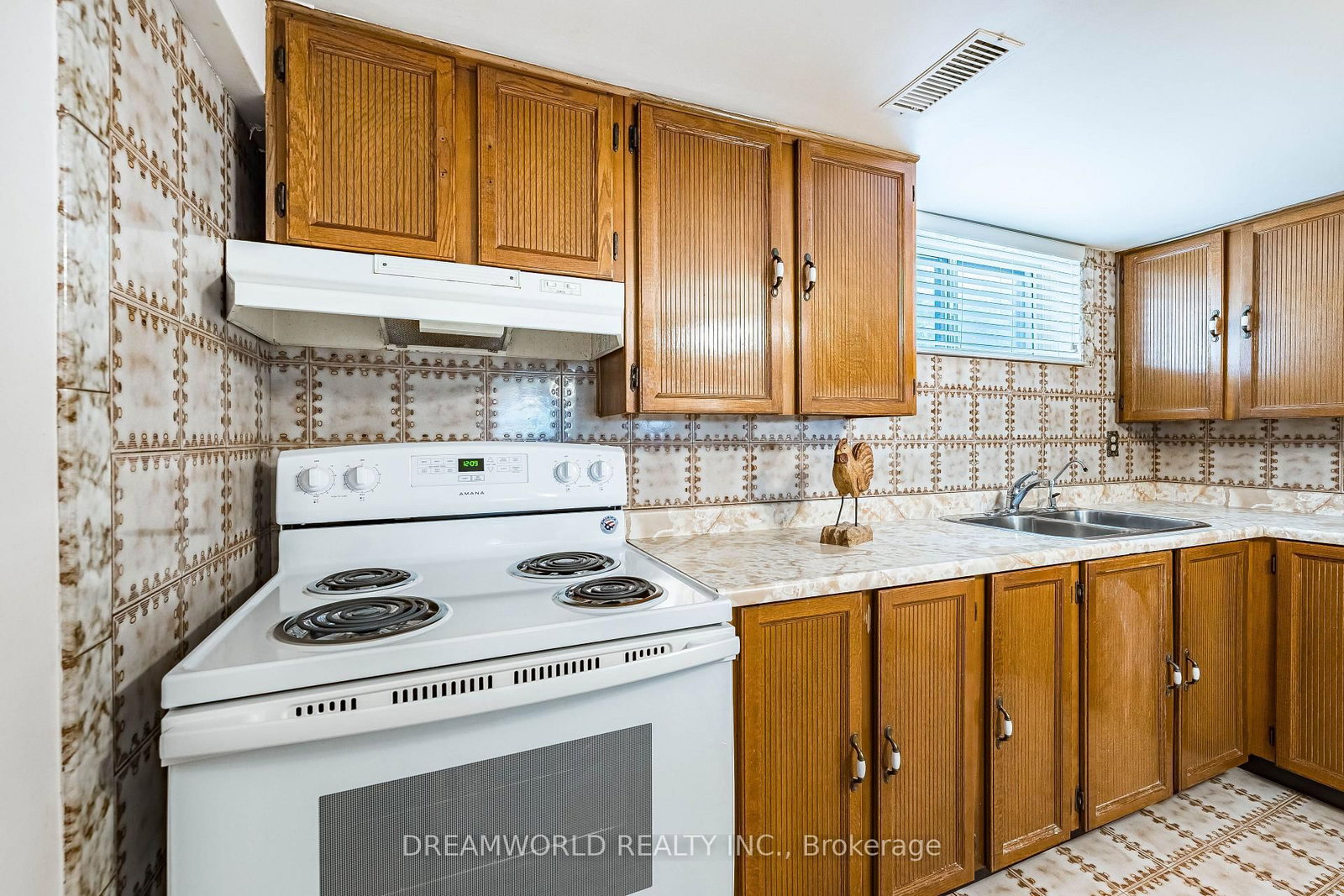 53 Compton Crescent • Toronto, ON photo 36