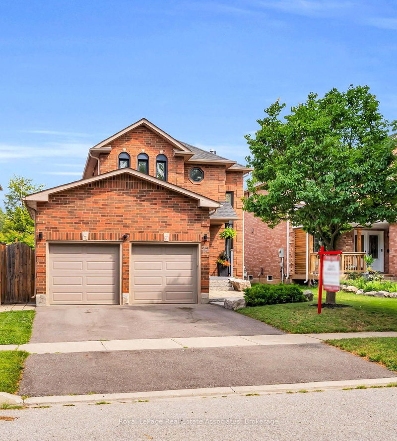 home for sale on 22 Mccullough Crescent