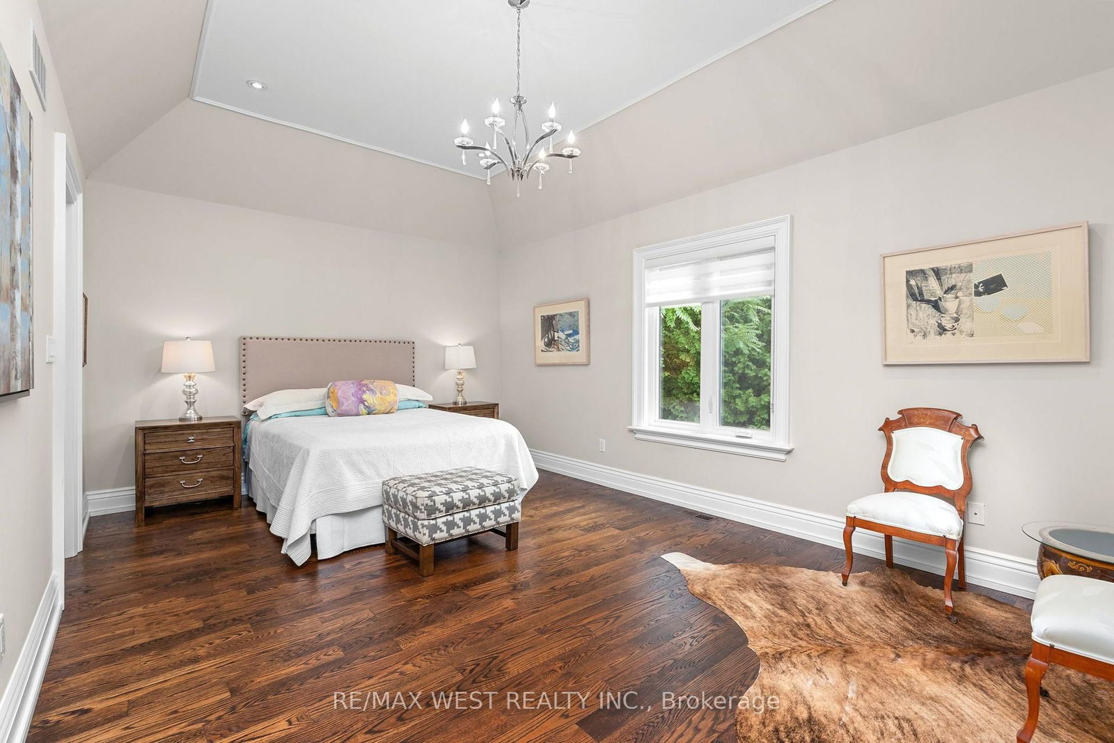 92 Pinetree Way • Mississauga, ON photo 16