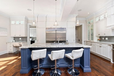 92 Pinetree Way • Mississauga, ON photo 9