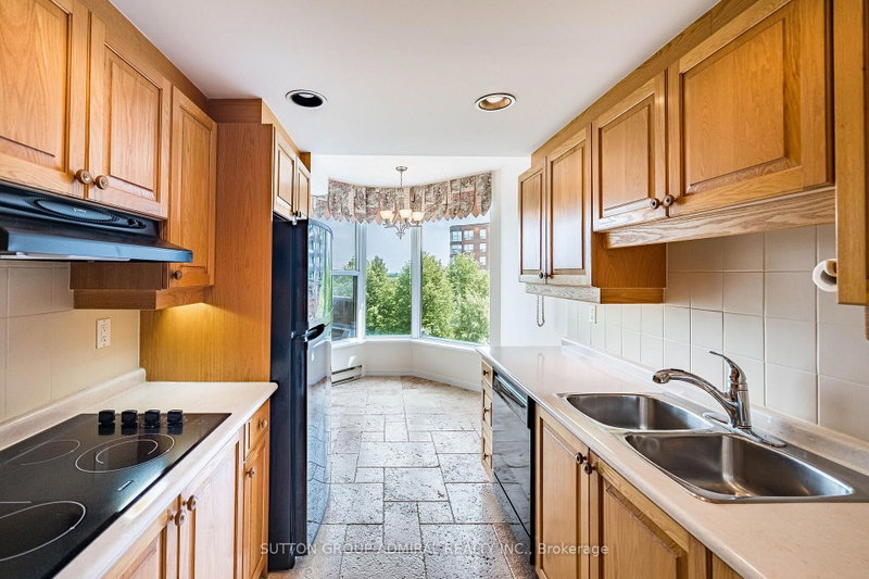 1901 Pilgrims Oakville,ON L6M 2W9 — Photo 21