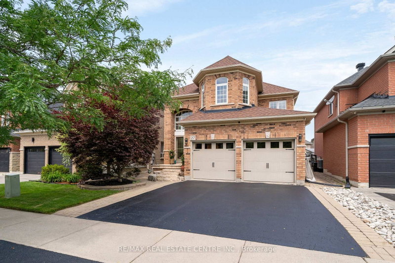 27 Milfoil Street