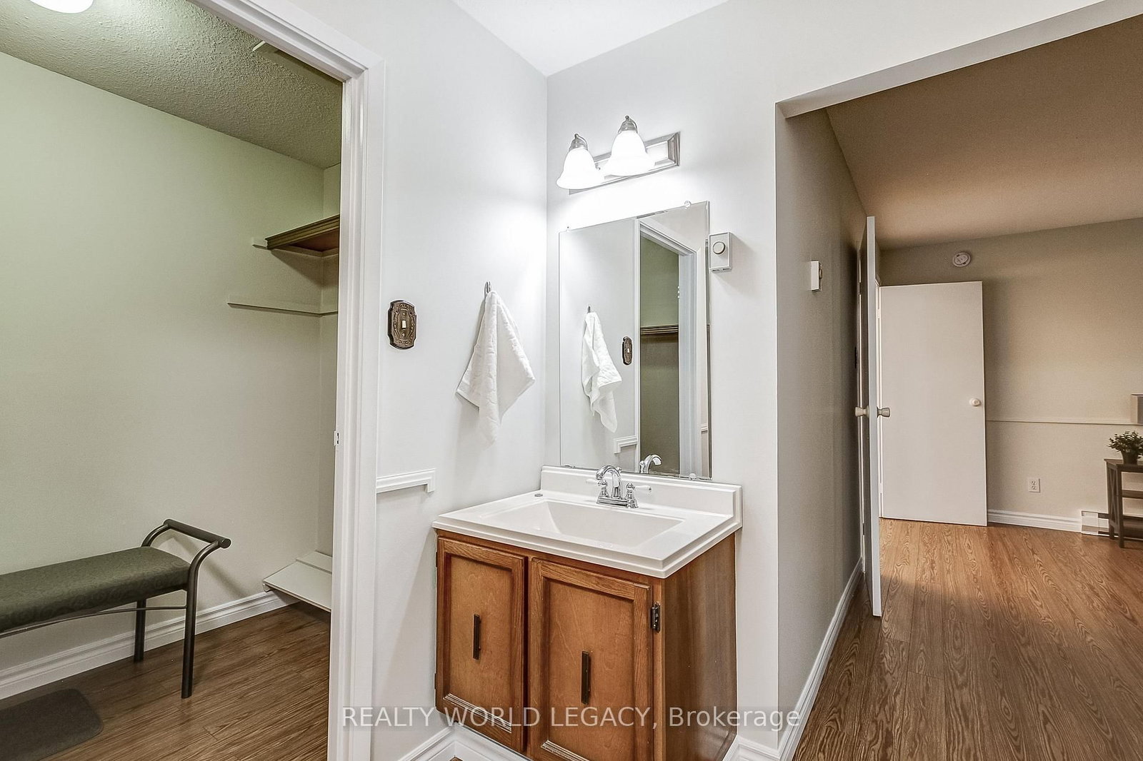 1580 Kerns Road • #1 • Burlington, ON photo 29