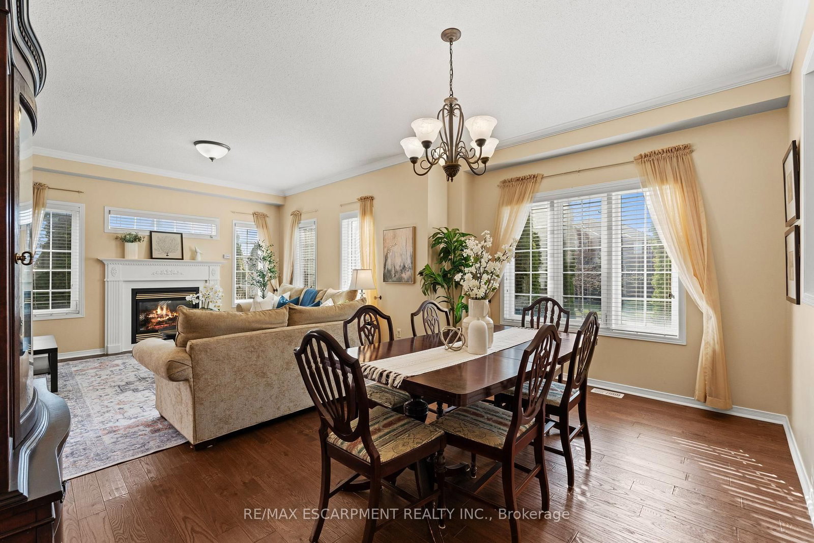 200 Miller Drive • Halton Hills, ON photo 12