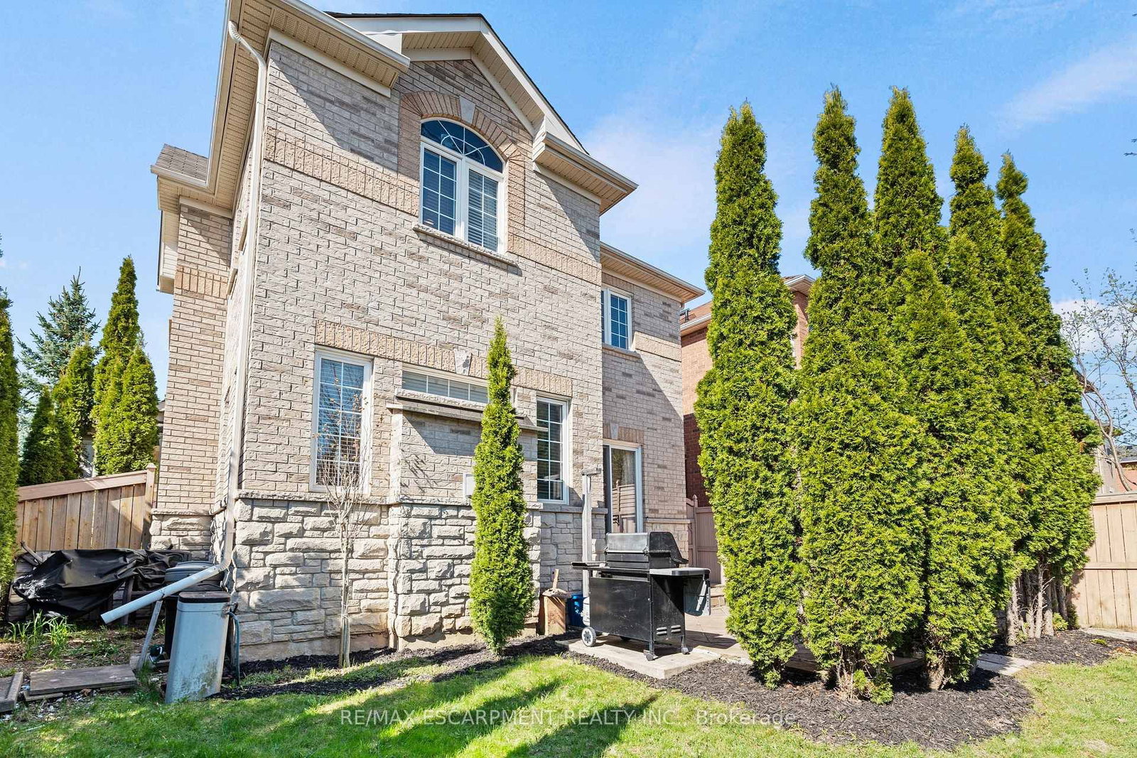 200 Miller Drive • Halton Hills, ON photo 41