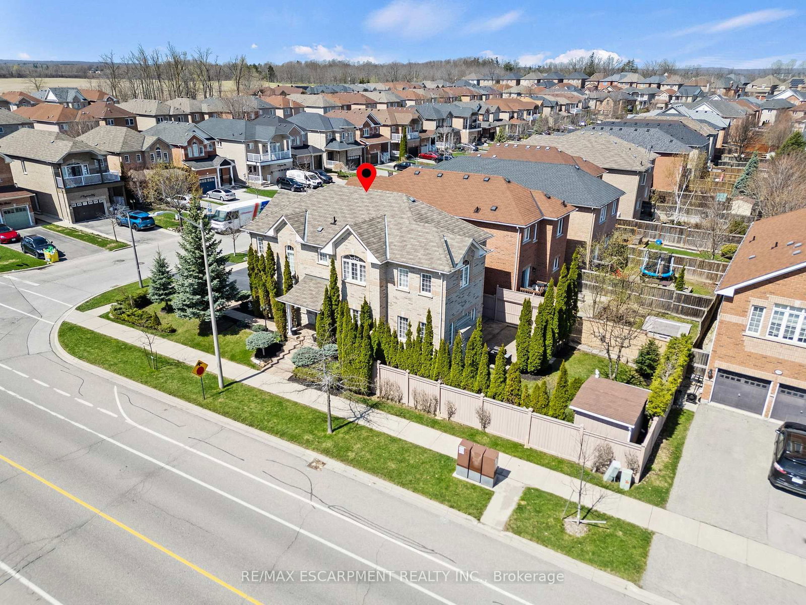 200 Miller Drive • Halton Hills, ON photo 47