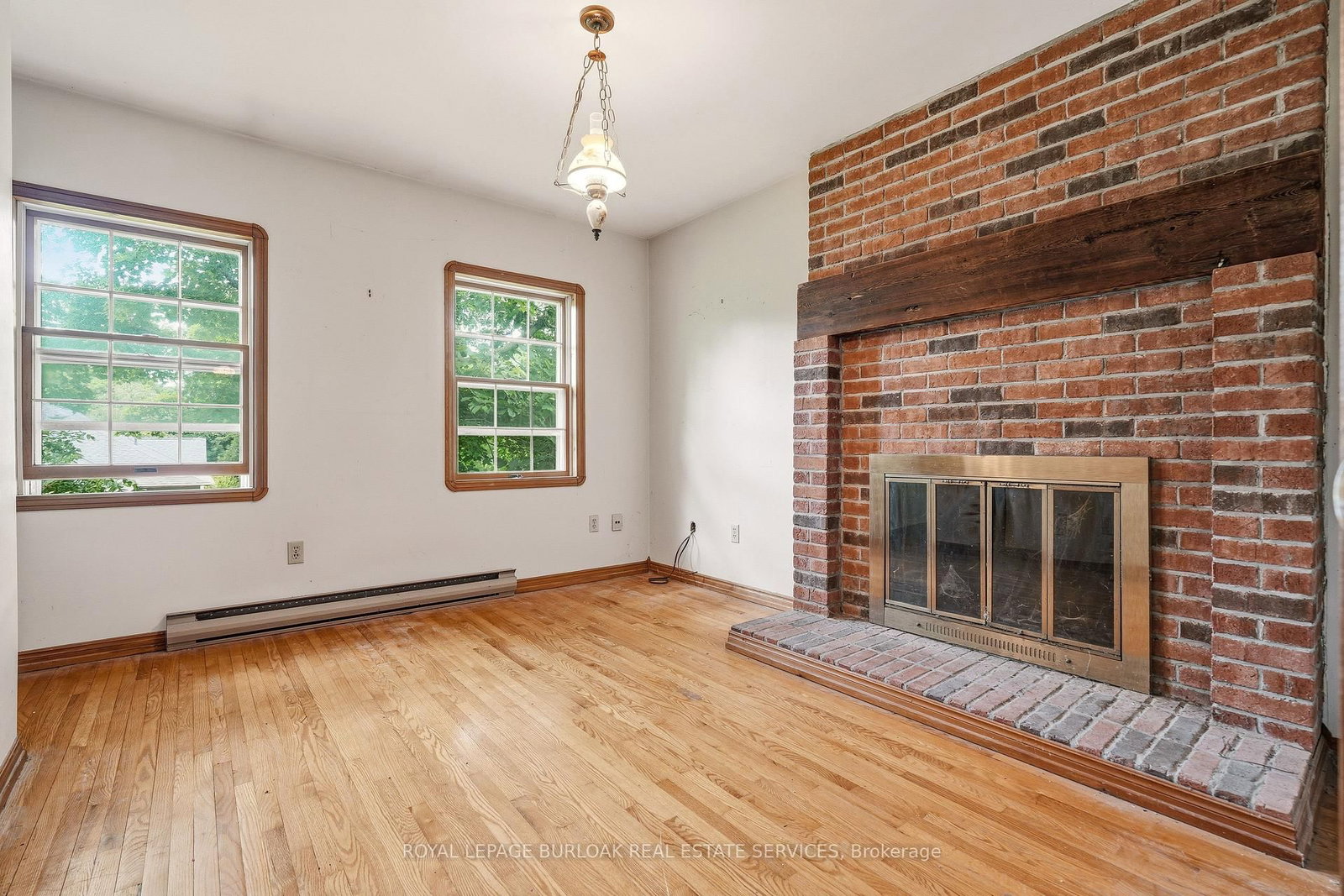 2150 East Street • Burlington, ON photo 26
