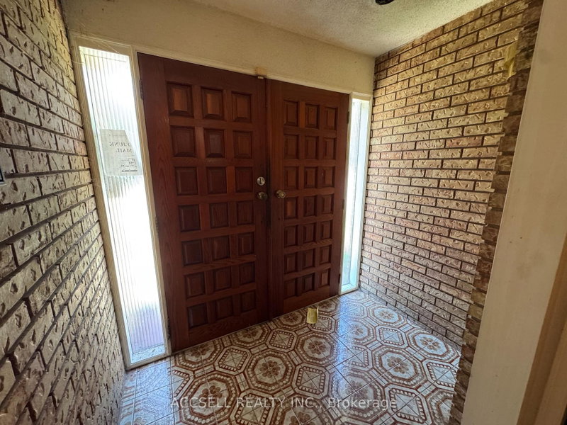 2439 Frayne Court