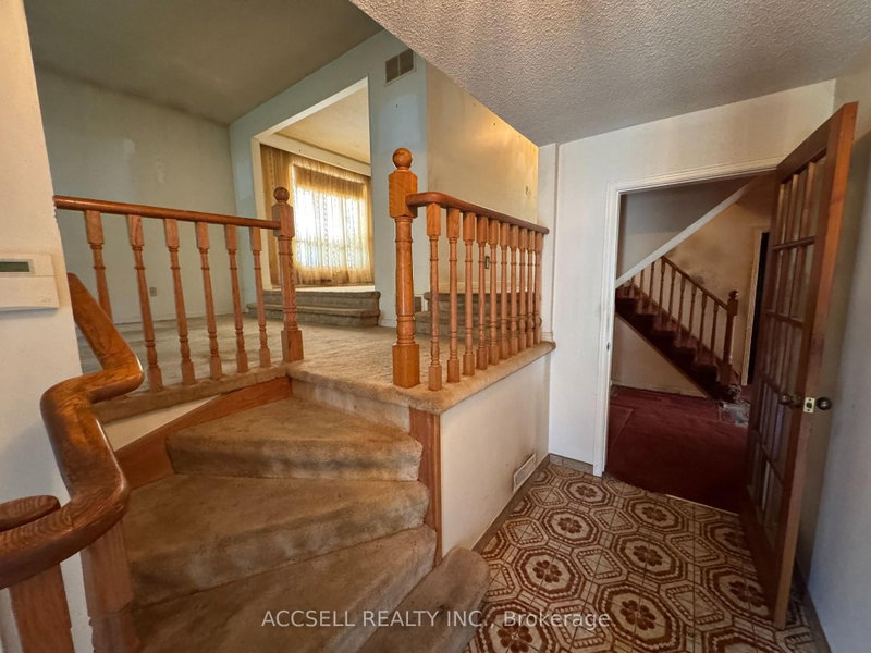 2439 Frayne Court