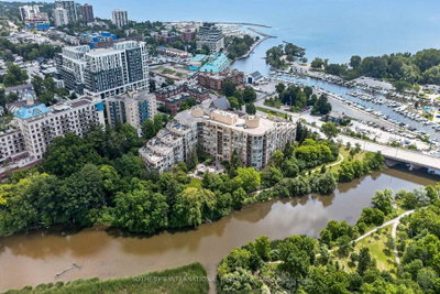 Unit 705 — 2511 Lakeshore Road W — photo 3