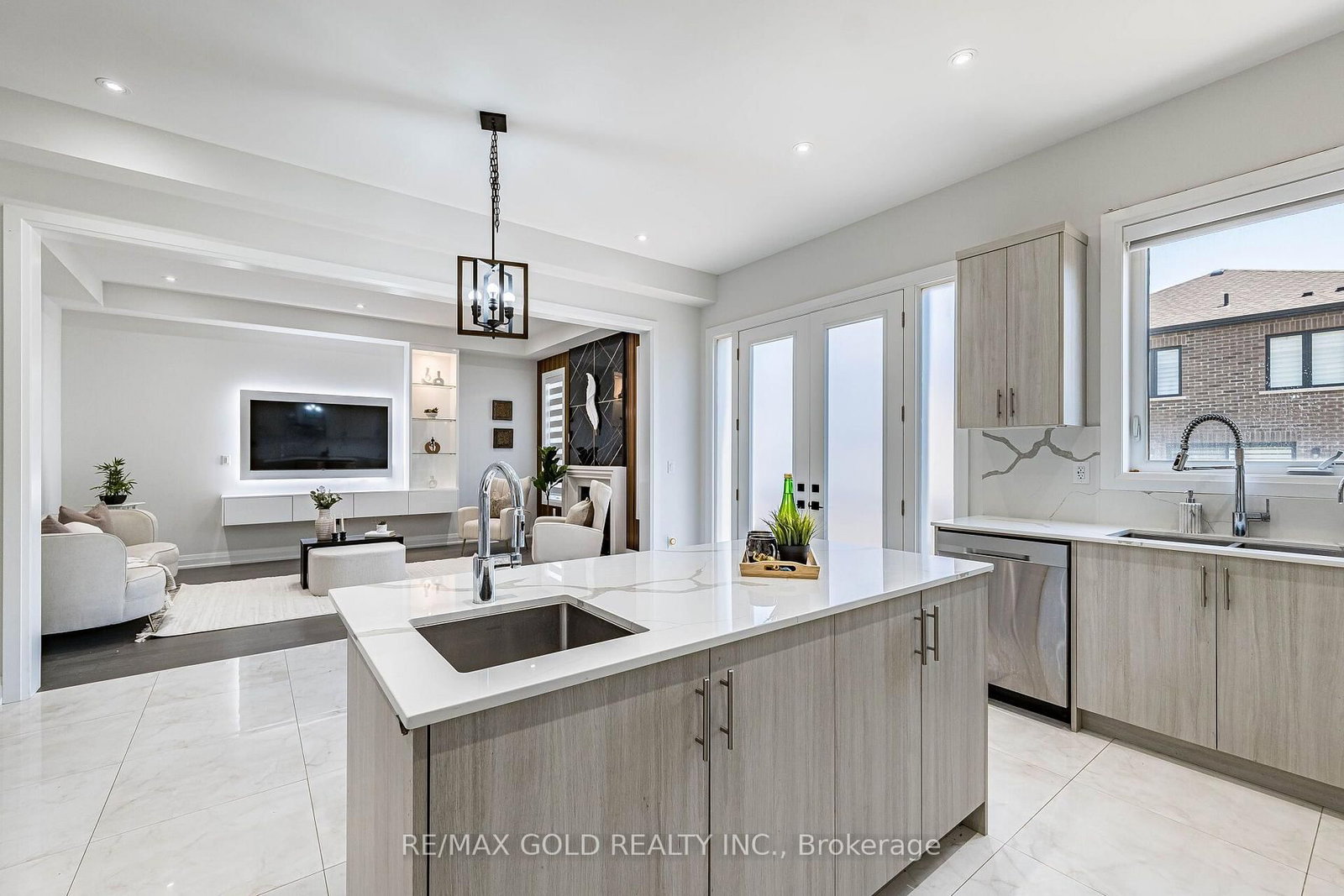 39 Academy Drive • Brampton, ON photo 14