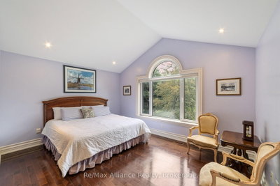 1024 Linbrook Oakville,ON L6J 2L1 — Photo 34