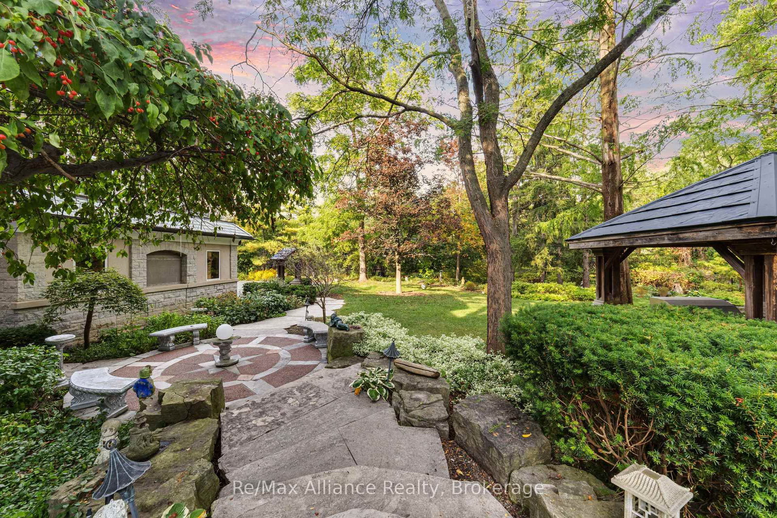 1024 Linbrook Road • Oakville, ON photo 47