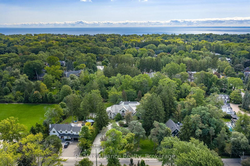 1024 Linbrook Oakville,ON L6J 2L1 — Photo 6
