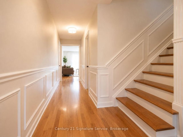 2395 Stefi Trail E