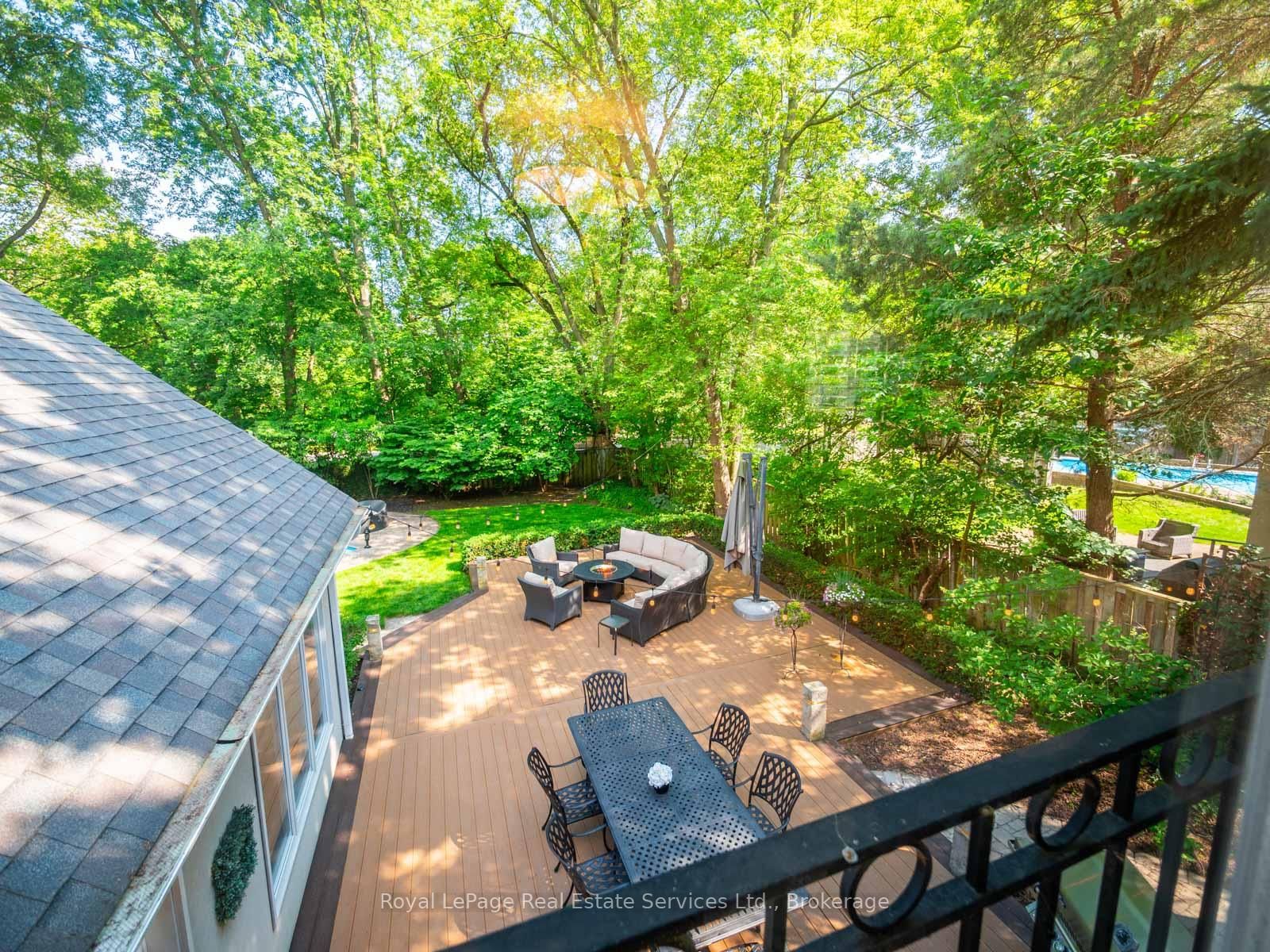 2160 Aintree Terrace • Oakville, ON photo 18