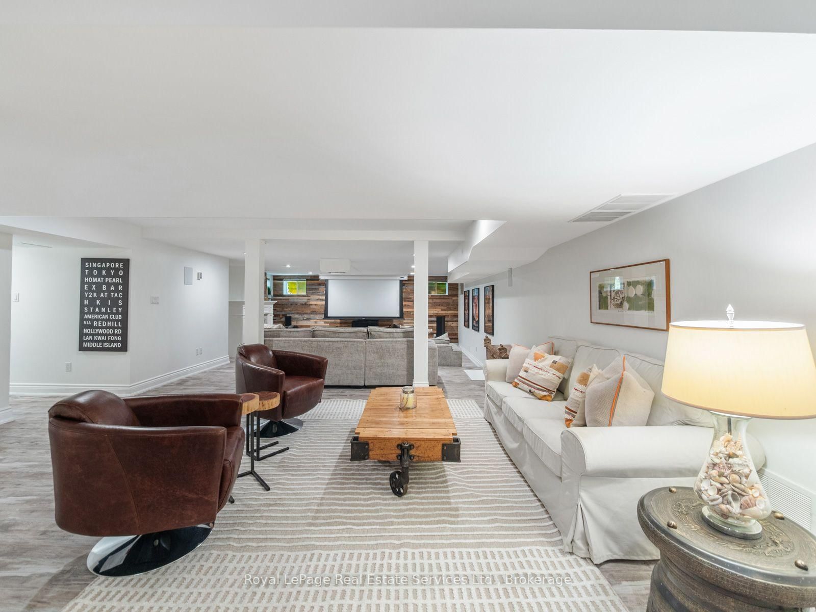 2160 Aintree Terrace • Oakville, ON photo 31