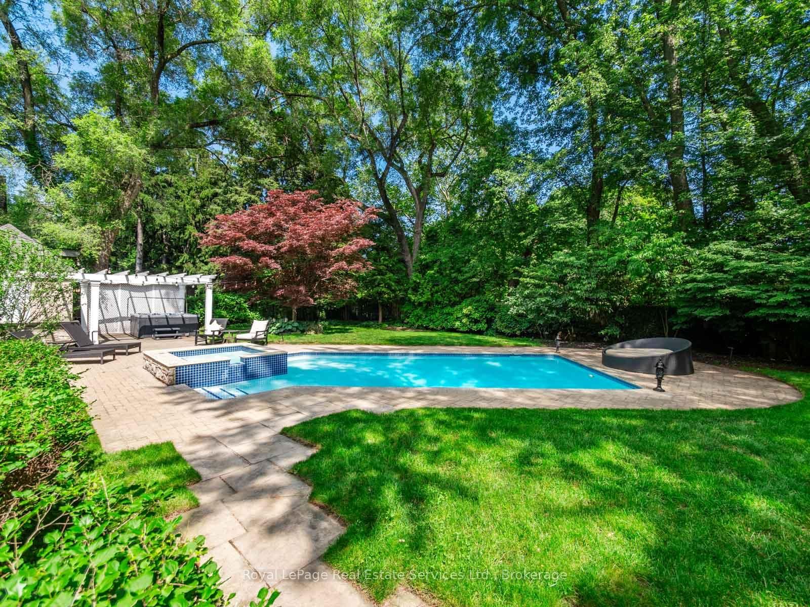 2160 Aintree Terrace • Oakville, ON photo 39