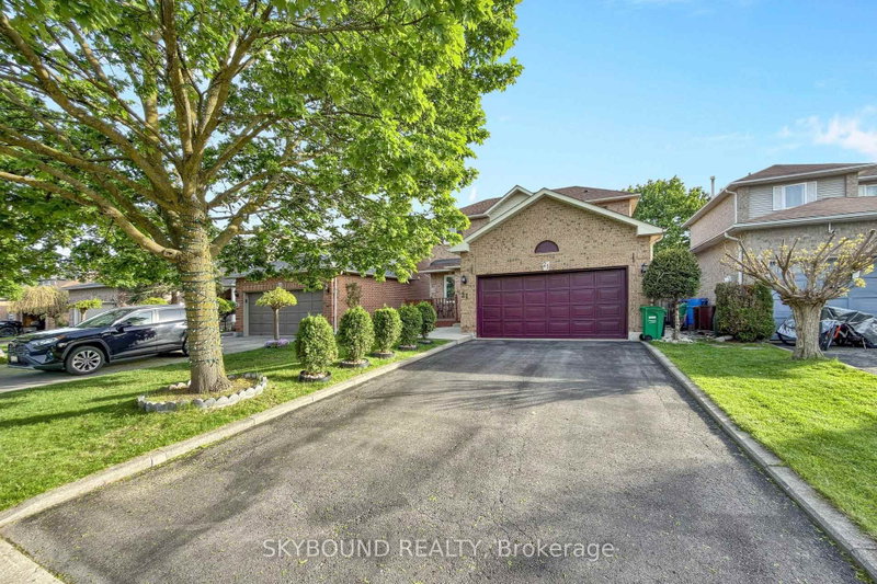 home for sale on 21 Vivians Crescent