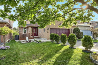 21 Vivians Crescent • Brampton, ON photo 3