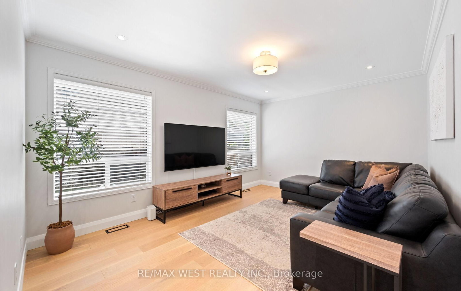 11 Beehive Drive • Caledon, ON photo 19
