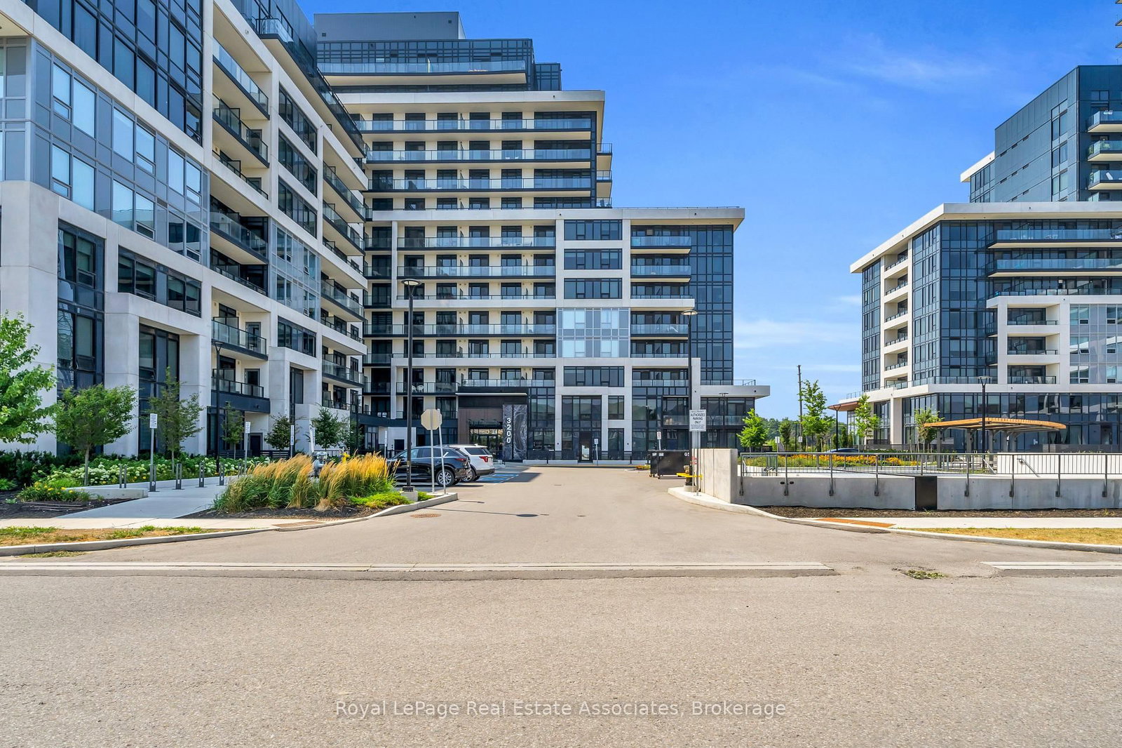 3200 William Coltson Avenue • #622 • Oakville, ON photo 38