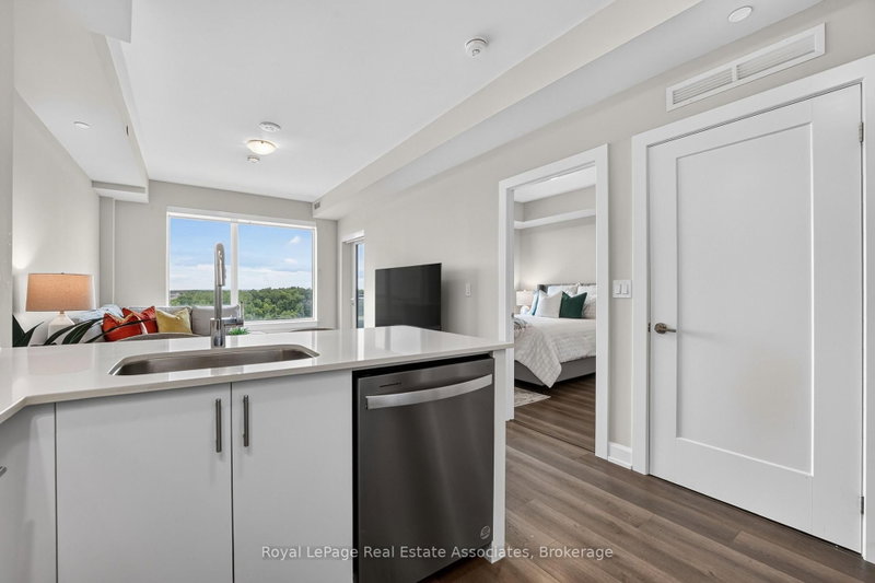 3200 William Coltson Ave photo 5