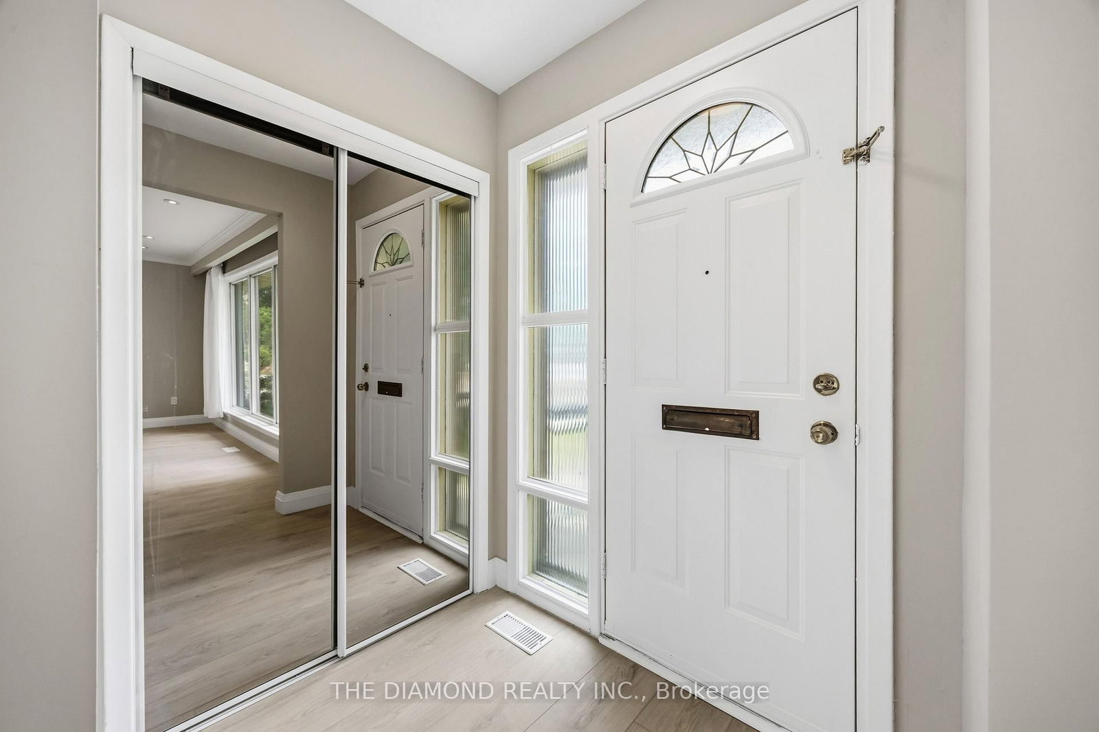 21 Jardine Place, Toronto, ON, photo 4