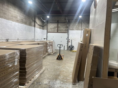 Industrial for lease at 31-2455 Cawthra Road, Mississauga, Ontario, L5A 3P1 - Dixie - MLS: W13550438