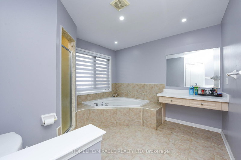 6 Mendoza Brampton,ON L7A 3M3 — Photo 25