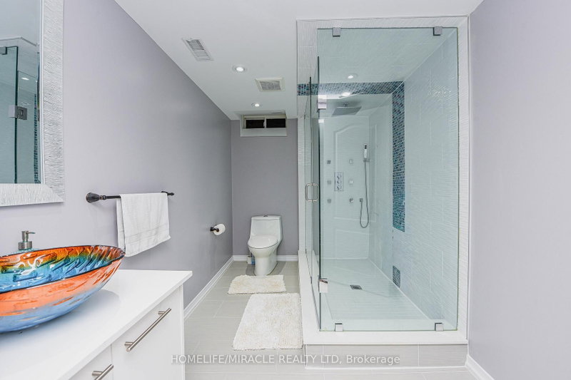 6 Mendoza Brampton,ON L7A 3M3 — Photo 38