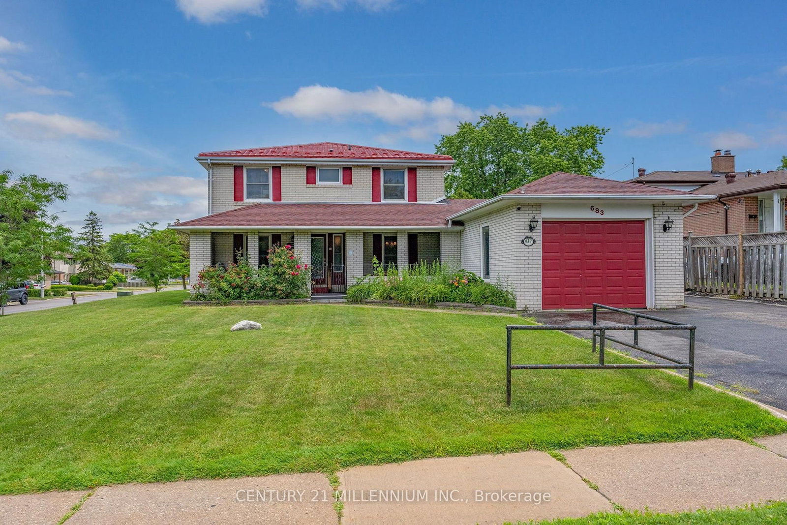 683 Balmoral Drive • Brampton, ON photo 2