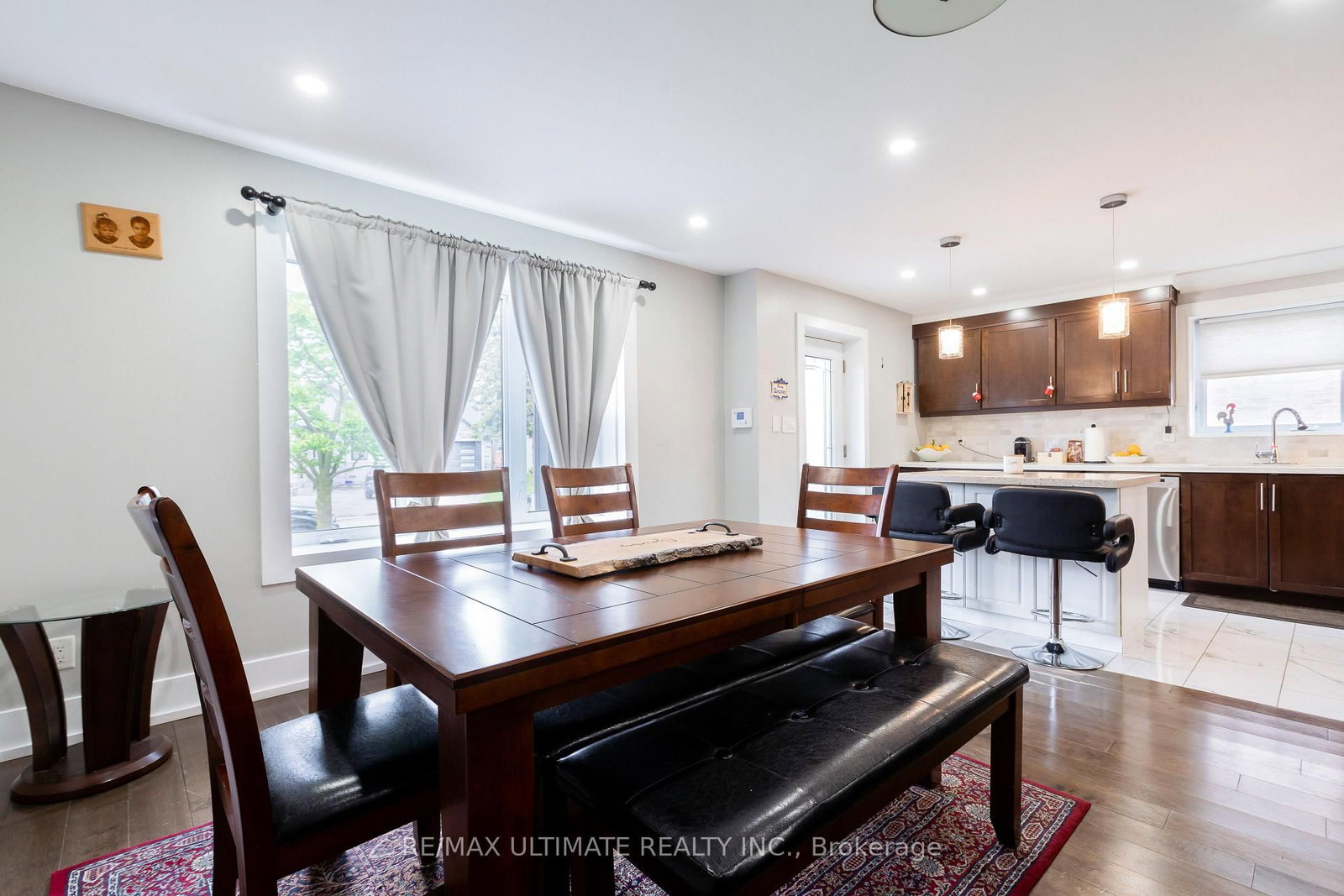14 Nordale Crescent • Toronto, ON photo 9