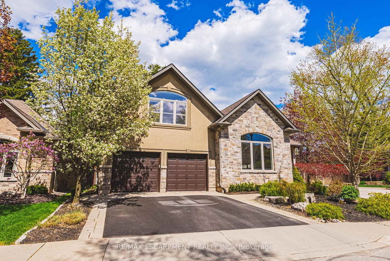 Unit 3 — 976 Shadeland Avenue, Burlington