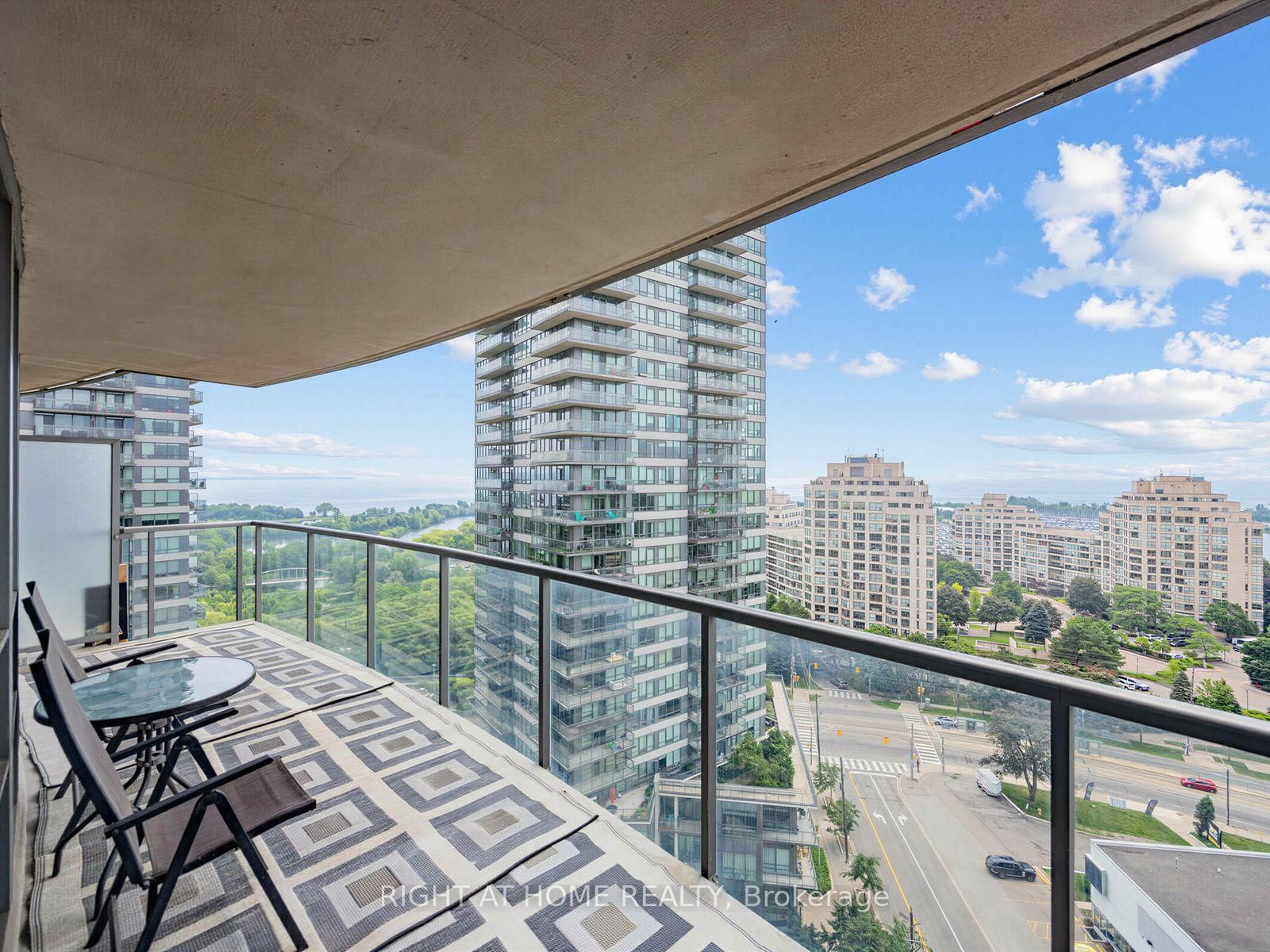 15 Legion Road • #1601 • Toronto, ON photo 21