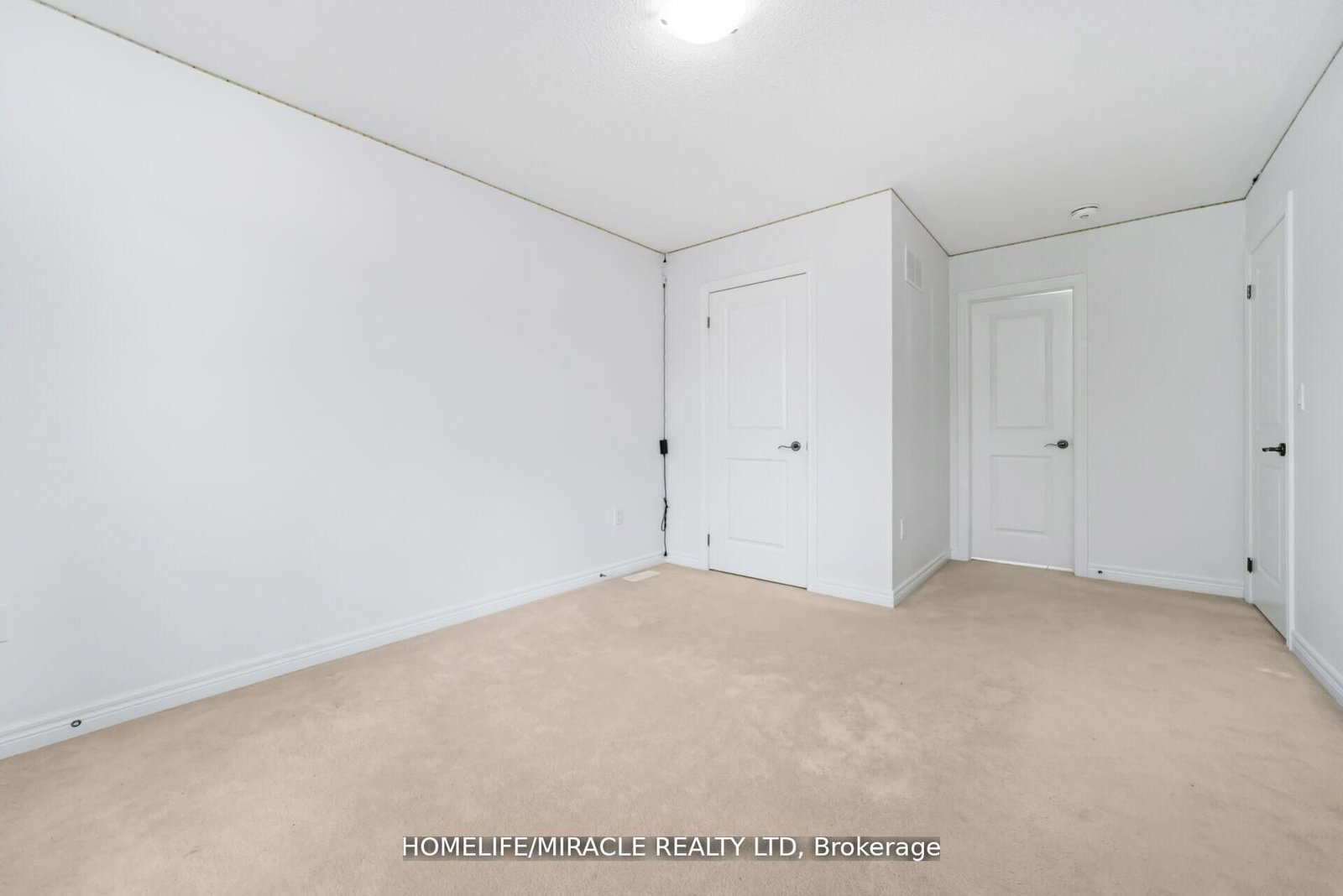 10 Kenora Street • Brampton, ON photo 35
