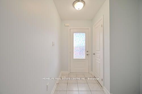 17 Cedarland Road • Brampton, ON photo 6