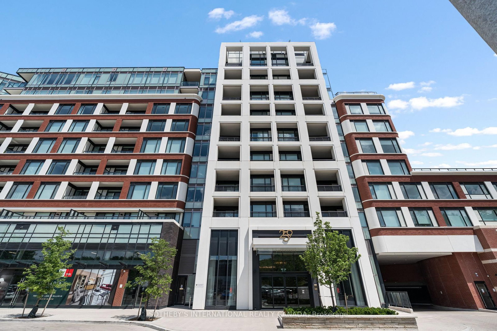 259 The Kingsway • #719 • Toronto, ON photo 43