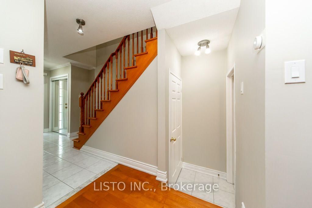 7115 Rexwood Road • #46 • Mississauga, ON photo 19