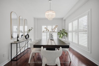 17 Pefferlaw Circle • Brampton, ON photo 9