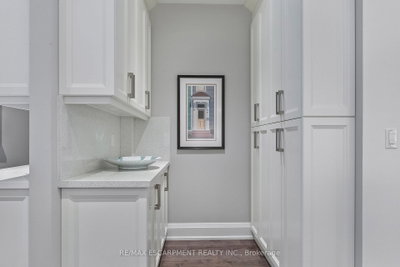 24 Cayuga Mississauga,ON L5G 3S7 — Photo 13
