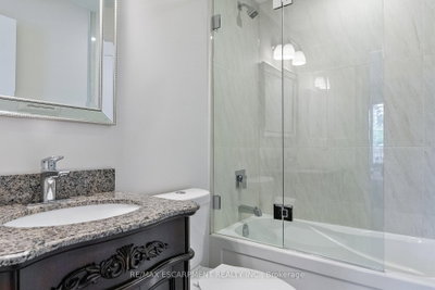 24 Cayuga Mississauga,ON L5G 3S7 — Photo 32
