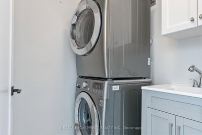 24 Cayuga Mississauga,ON L5G 3S7 — Photo 35