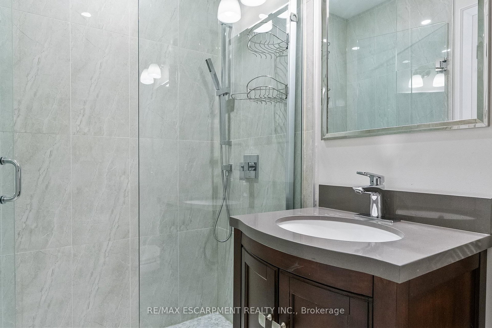 24 Cayuga Mississauga,ON L5G 3S7 — Photo 42