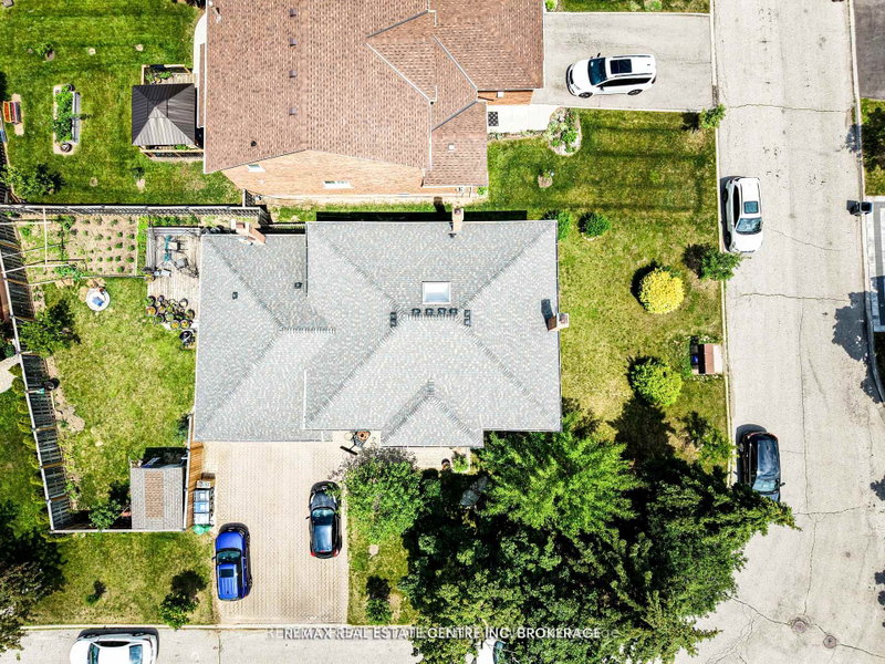 4449 Idlewilde Crescent