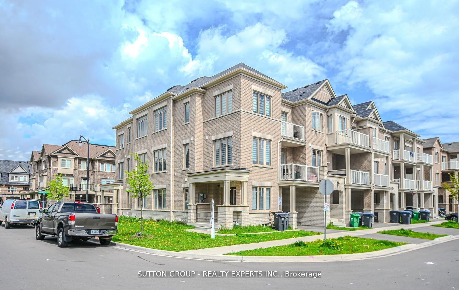 65 Fruitvale Circle • Brampton, ON photo 5