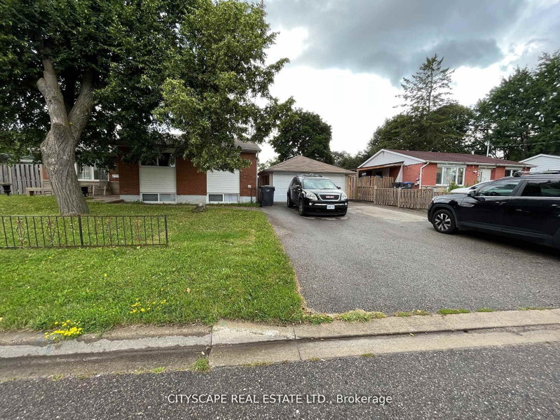Unit Bsmt — 2 Leslie Street, Brampton