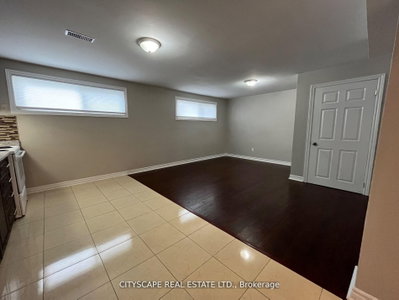 Unit Bsmt — 2 Leslie Street — photo 5